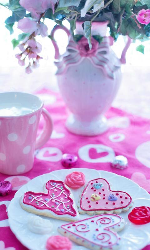 高清粉色的心形甜食壁纸图片